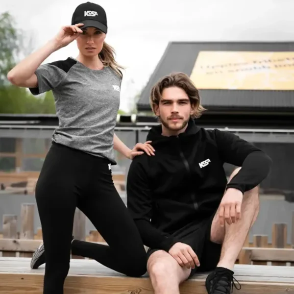 90-19 Zip hoodie team core - svart - av kosa sport